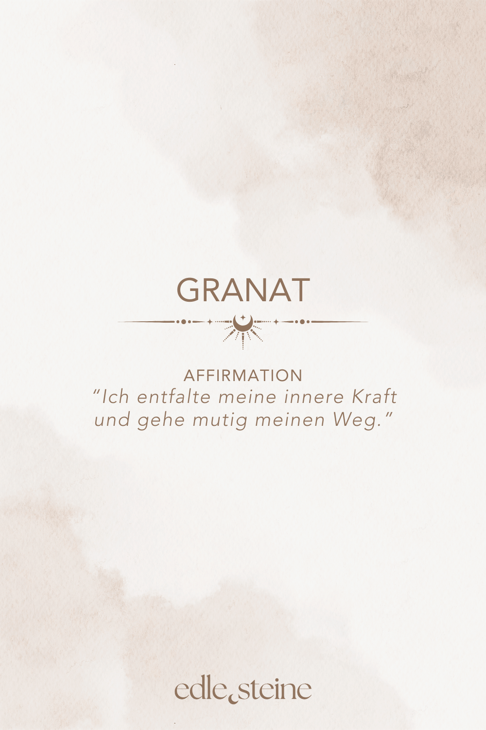 Granat: Lebensfreude • verbindet Seelen • Selbstüberwindung ## **Granat – Der Edelstein der Leidenschaft und Lebensenergie** ## **🔥❤** **Ich entfalte meine innere Kraft und gehe mutig meinen Weg.** Der Granat ist ein Feuerfunke für Körper und Seele – er weckt deine Lebenslust, schenkt dir Energie und erinnert dich an deine innere Stärke. Er unterstützt dich dabei, Hürden zu überwinden, dich selbst treu zu bleiben und deine Ziele mit Leidenschaft zu verfolgen. In Beziehungen vertieft er die Verbindung zwischen Seelen, stärkt Vertrauen und belebt die Sinnlichkeit. Seine kraftvolle Energie macht ihn zu einem treuen Begleiter in Zeiten, in denen du Mut, Tatkraft und Lebenskraft brauchst. **✨ Themen:** - **Mental:** Freundschaft, Aufmunterung, Energie, Lebenskraft, Lebensfreude, Liebe, Leidenschaft, Impulsivität, Selbstüberwindung, verbindet Seelen, Erinnerung - **Körper:** Fruchtbarkeit, Herz, Libido, Leber, Nieren - **Chakra:** Wurzelchakra, Solarplexus - **Element:** Feuer - **Sternzeichen:** Widder, Skorpion, Fische, Löwe - **Planet:** Mars **🗿 Mineralogische & historische Fakten:** Der Granat ist ein Sammelbegriff für eine Gruppe von Silikatmineralen, die seit der Antike als Schmuck- und Schutzstein geschätzt werden. Sein Name leitet sich vom lateinischen „granum“ (Korn) ab, inspiriert von seiner Ähnlichkeit zu Granatapfelkernen. In vielen Kulturen galt er als Symbol für Treue, Stärke und Schutz auf Reisen. Seine tiefe rote Farbe wird mit Leidenschaft, Mut und Lebenskraft in Verbindung gebracht.