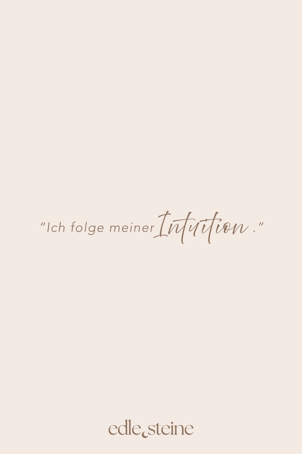 Intuition • Transformation • Vertrauen **Labradorit – Der Edelstein der Visionen und Intuition** Ich gebe meinen Gefühlen den Raum. Jedes Gefühl ist willkommen. Labradorit ist ein magischer Begleiter für Zeiten des Wandels und der inneren Einkehr. Er hilft dir, deine Intuition zu stärken, deiner inneren Stimme zu lauschen und dich mit deiner kreativen, feinsinnigen Seite zu verbinden. Seine schillernden Farben erinnern an das Nordlicht und laden dich ein, hinter die Oberfläche der Dinge zu blicken. In Momenten von Unsicherheit oder emotionaler Verwirrung bringt er Ausgleich und Klarheit. Labradorit fördert Vertrauen in deine eigenen Eingebungen und stärkt die Verbindung zu deinem inneren Wissen. ✨ Themen: **Mental:** Intuition, Medialität, Kreativität, Fantasie, emotionale Erinnerungen, karmische Themen, Transformation, Ruhe, Gefühlsinvestition, Visionen, Vertrauen **Körper:** Selbstheilung, Herz, Nieren, Wetterfühligkeit, Atemwege, Wirbelsäule **Chakra:** Alle Chakren **Planet:** Mond **Element:** Wasser **Sternzeichen:** Widder, Krebs, Schütze, Wassermann, Fische 🗿 Mineralogische & historische Fakten: Labradorit ist ein Feldspat-Mineral (Ca(Al,Si)₂Si₂O₈) und zeigt ein faszinierendes Farbspiel, das als Labradoreszenz bekannt ist. Diese irisierenden Effekte entstehen durch Lichtbrechung an fein geschichteten Kristallbereichen und lassen den Stein je nach Blickwinkel in Blau, Grün oder Gold schimmern. Benannt wurde der Labradorit nach der kanadischen Halbinsel Labrador, wo er 1770 entdeckt wurde. Die Inuit glaubten, dass in ihm das Nordlicht gefangen sei – eine Legende, die seine spirituelle Kraft bis heute prägt. Schon seit Jahrhunderten wird er als Schutzstein geschätzt, dem man nachsagt, negative Energien abzuschirmen und das Tor zu höheren Bewusstseinsebenen zu öffnen. **Reflexionsfrage:** Welche inneren Bilder und Eingebungen helfen mir, meinen Weg zu erkennen? **Affirmation:** Ich gebe meinen Gefühlen den Raum. Jedes Gefühl ist willkommen. **Meditation:** Suche dir einen Ort, an dem du den Nachthimmel sehen kannst – sei es durch ein Fenster, draußen im Freien oder bei einem nächtlichen Spaziergang. Schaue in die Sterne und lass ihren Glanz auf dich wirken. Während du atmest, stelle dir vor, wie ein schimmerndes Licht aus dem Universum auf dich herabströmt und deinen Körper durchdringt. Spüre, wie es deine Intuition klärt und dir neue Einsichten schenkt. Lass dich von den Weiten des Himmels inspirieren und öffne dich für Botschaften, die aus deinem Inneren oder aus der kosmischen Weisheit zu dir kommen.