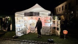 Wie ich mich auf dem Weihnachtsmarkt warm halte: Meine echten Winter-Gamechanger